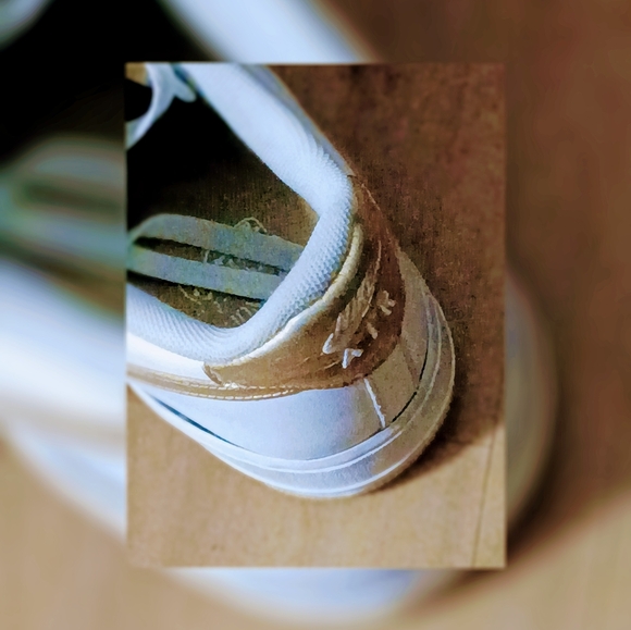 Nike Kids White and Gold Sneakers